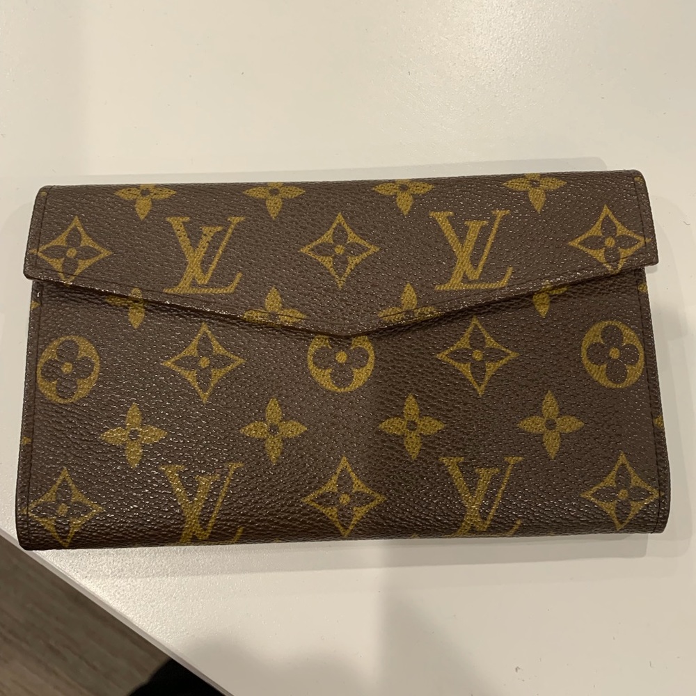 Louis Vuitton Vintage (early 70’s) wallet